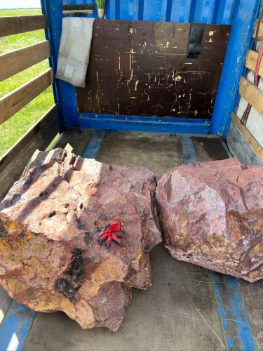 Ландшафтные глыбы красно-фиолетовые 200-1000 килограмм купить в Белебее
