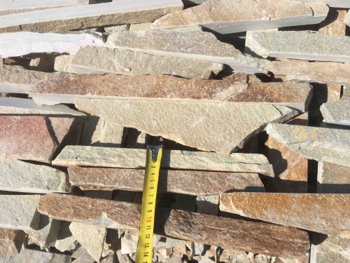 Горбушка златолит золотистый для облицовки купить в Белебее