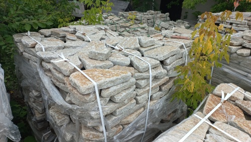 Гранитный плитняк галтованный для парковки купить в Белебее