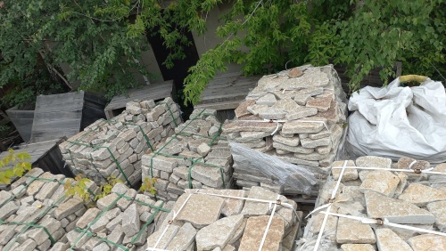 Гранитный плитняк галтованный для парковки купить в Белебее