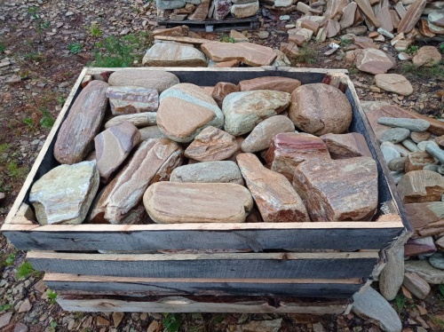 Златолит жёлтый, жёлто-зелёный глыбки и валуны для ланшафтного дизайна купить в Белебее