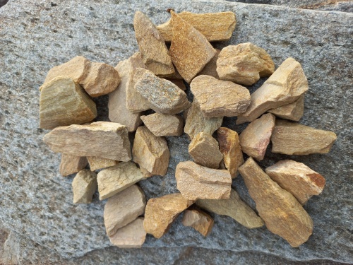 Златолит жёлтый декоративная каменная крошка купить в Белебее